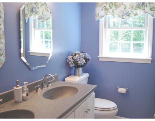 26 Thunder Road Sudbury, MA 01776 - Photo 14 of 21 Gallery Image 14
