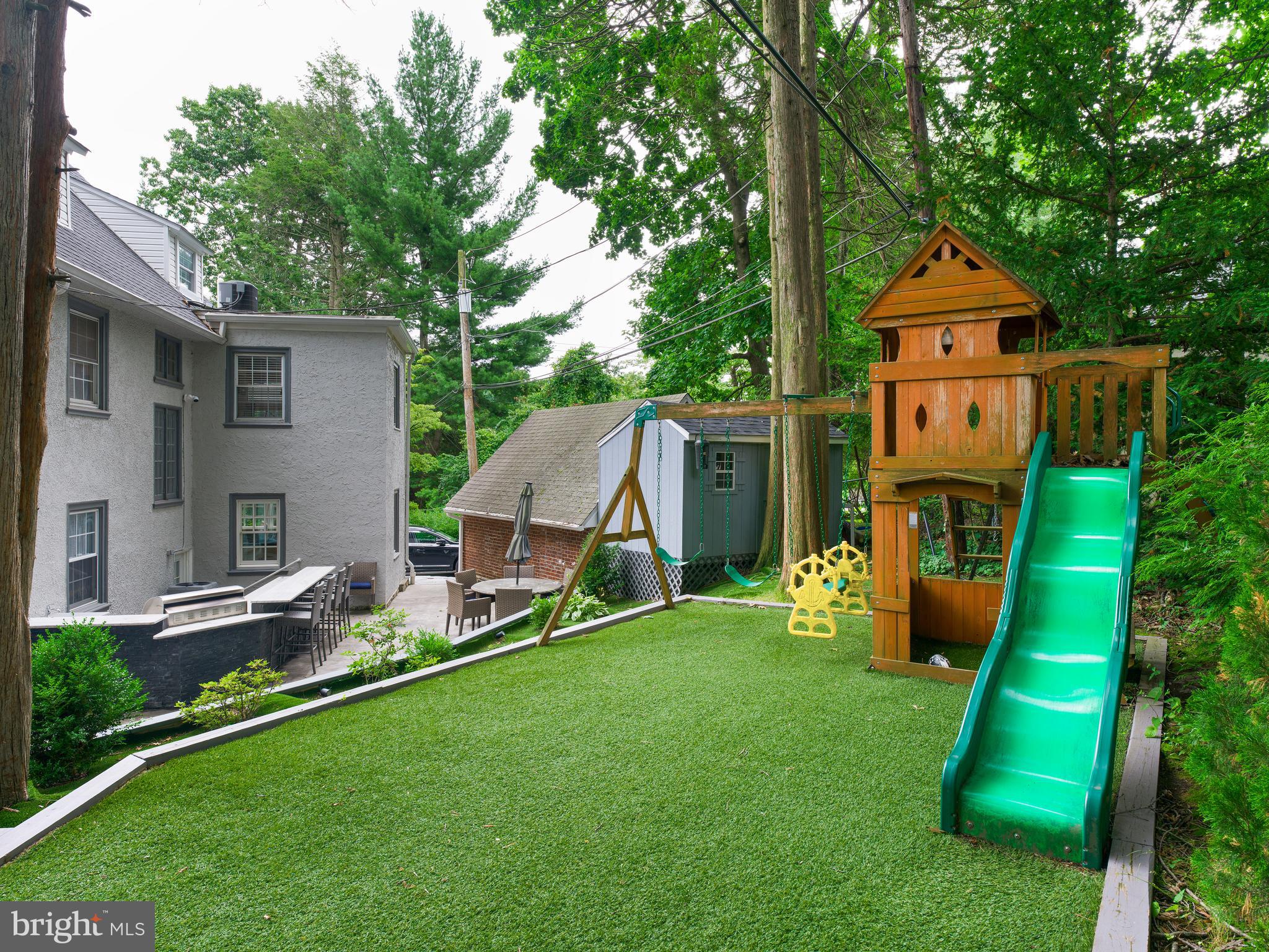 31 Snowden Road Bala Cynwyd, PA 19004 - Photo 34 of 36 Rear Yard