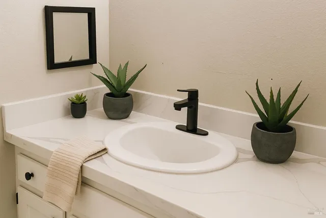 $262,000 | 1040 Mohr Lane, Unit C, Concord, CA 94518