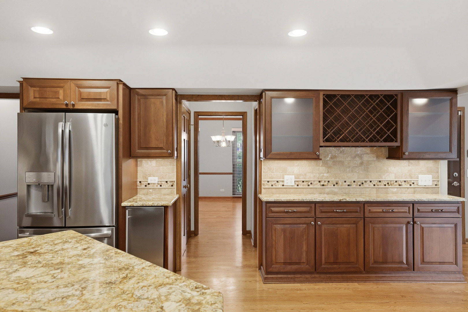 2528 Sun Valley Road Lisle, IL 60532 - Photo 15 of 65