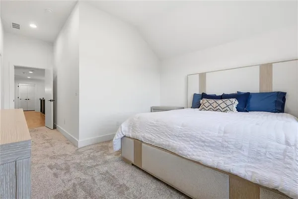 $1,895,000 | 7445 Northwest Fawn Avenue, Parkville, MO 64152