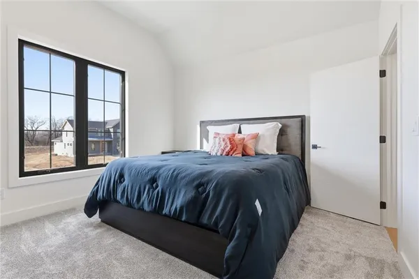 $1,895,000 | 7445 Northwest Fawn Avenue, Parkville, MO 64152