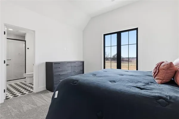 $1,895,000 | 7445 Northwest Fawn Avenue, Parkville, MO 64152