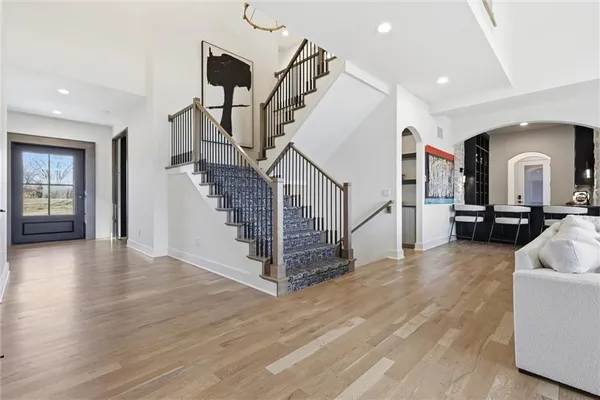 $1,895,000 | 7445 Northwest Fawn Avenue, Parkville, MO 64152