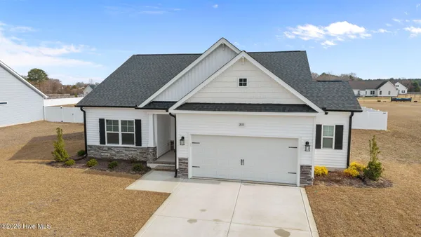 $389,000 | 2833 Tucker Hl Drive, Grimesland, NC 27837