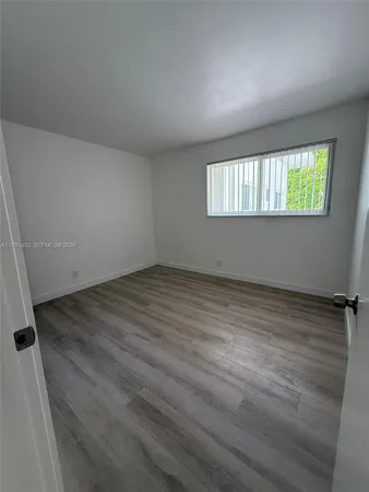 $2,200 | 7251 Southwest 82nd Street, Unit 15, Miami, FL 33143