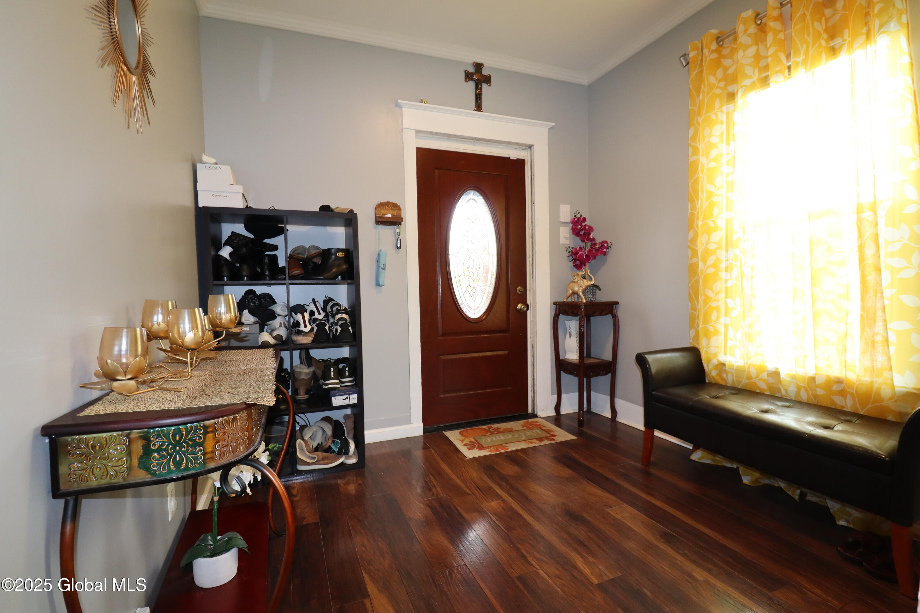 2346 William Street Schenectady, NY 12306 - Photo 4 of 29 IMG_5947