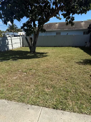 $2,500 | West Gate Estates, West Palm Beach, FL 33409