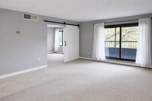 $164,900 | 7510 Cahill Road, Unit 303B, Edina, MN 55439