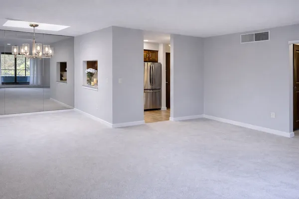 $164,900 | 7510 Cahill Road, Unit 303B, Edina, MN 55439