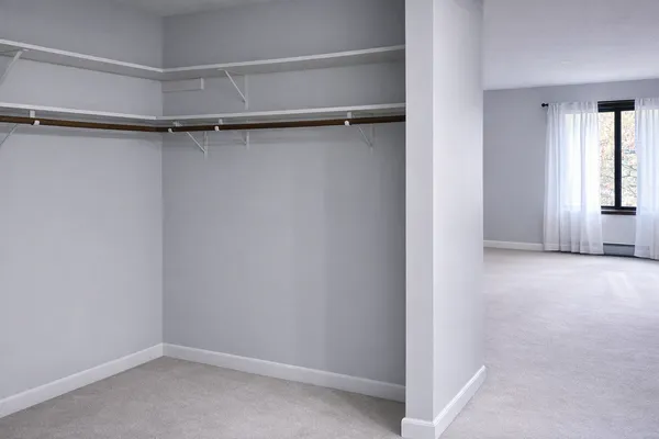 $164,900 | 7510 Cahill Road, Unit 303B, Edina, MN 55439