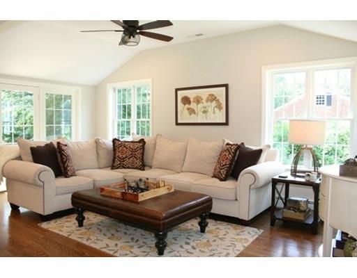 1 Keniston Road Lynnfield, MA 01940 - Photo 8 of 21 Gallery Image 8