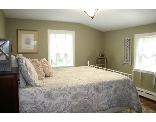 1 Keniston Road Lynnfield, MA 01940 - Photo 10 of 21 Gallery Image 10