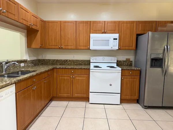 $2,800 | 8246 Southwest 27th Street, Unit 103, Miramar, FL 33025
