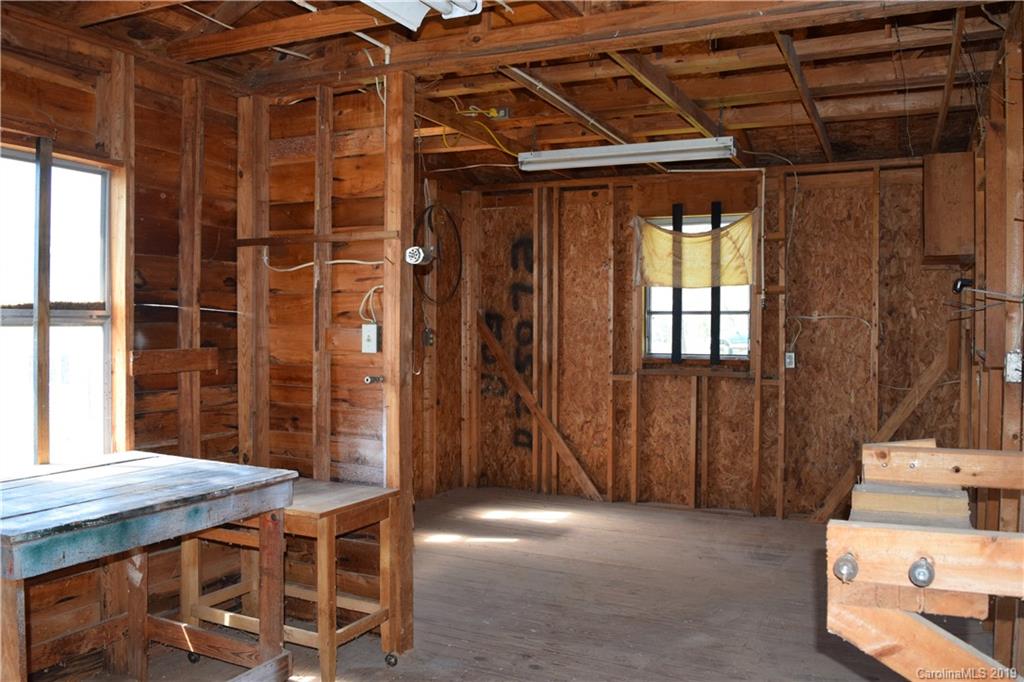 3515 Hartland Road Morganton, NC 28655 - Photo 15 of 16 Gallery Image 15