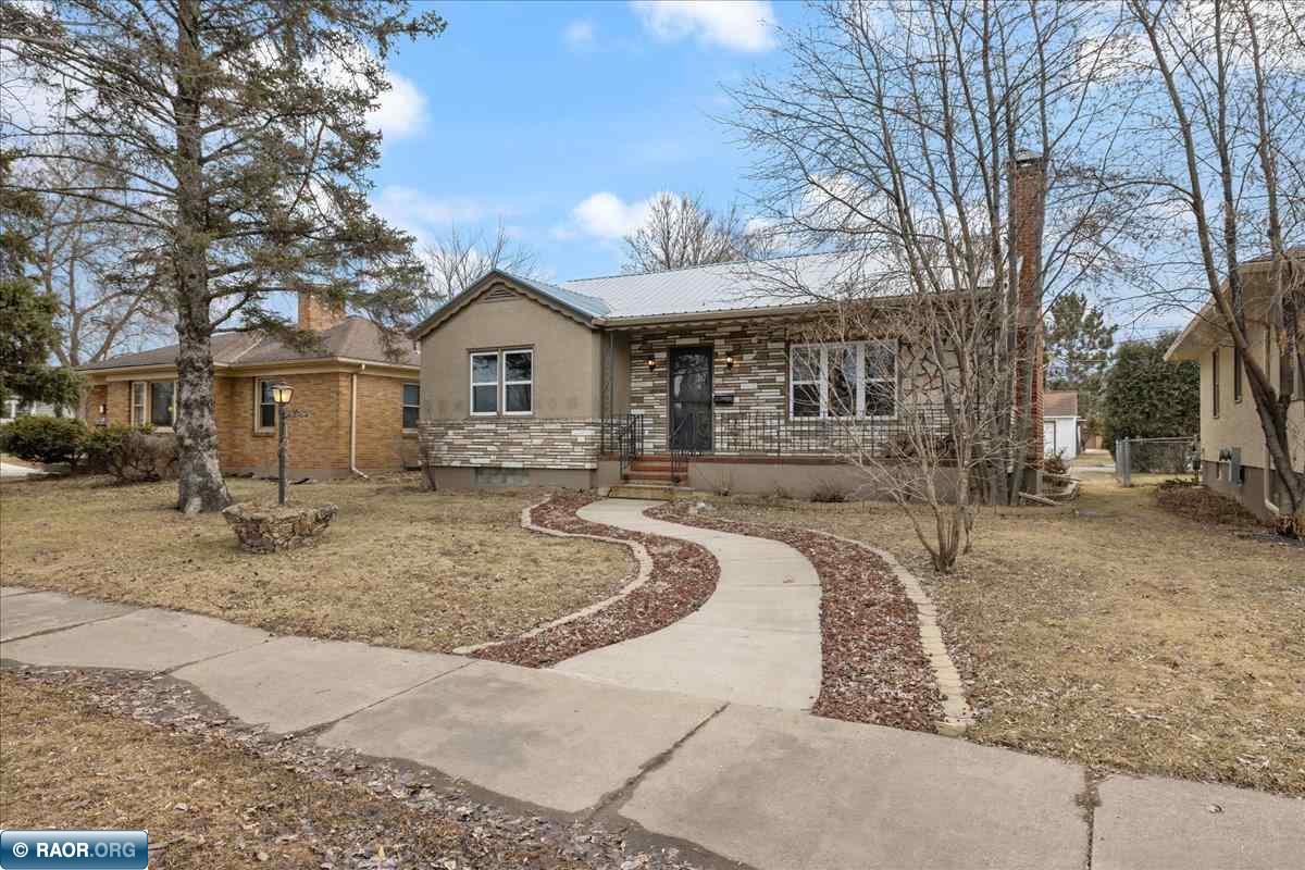 804 South 7th Street Virginia, MN 55792 - Photo 1 of 31