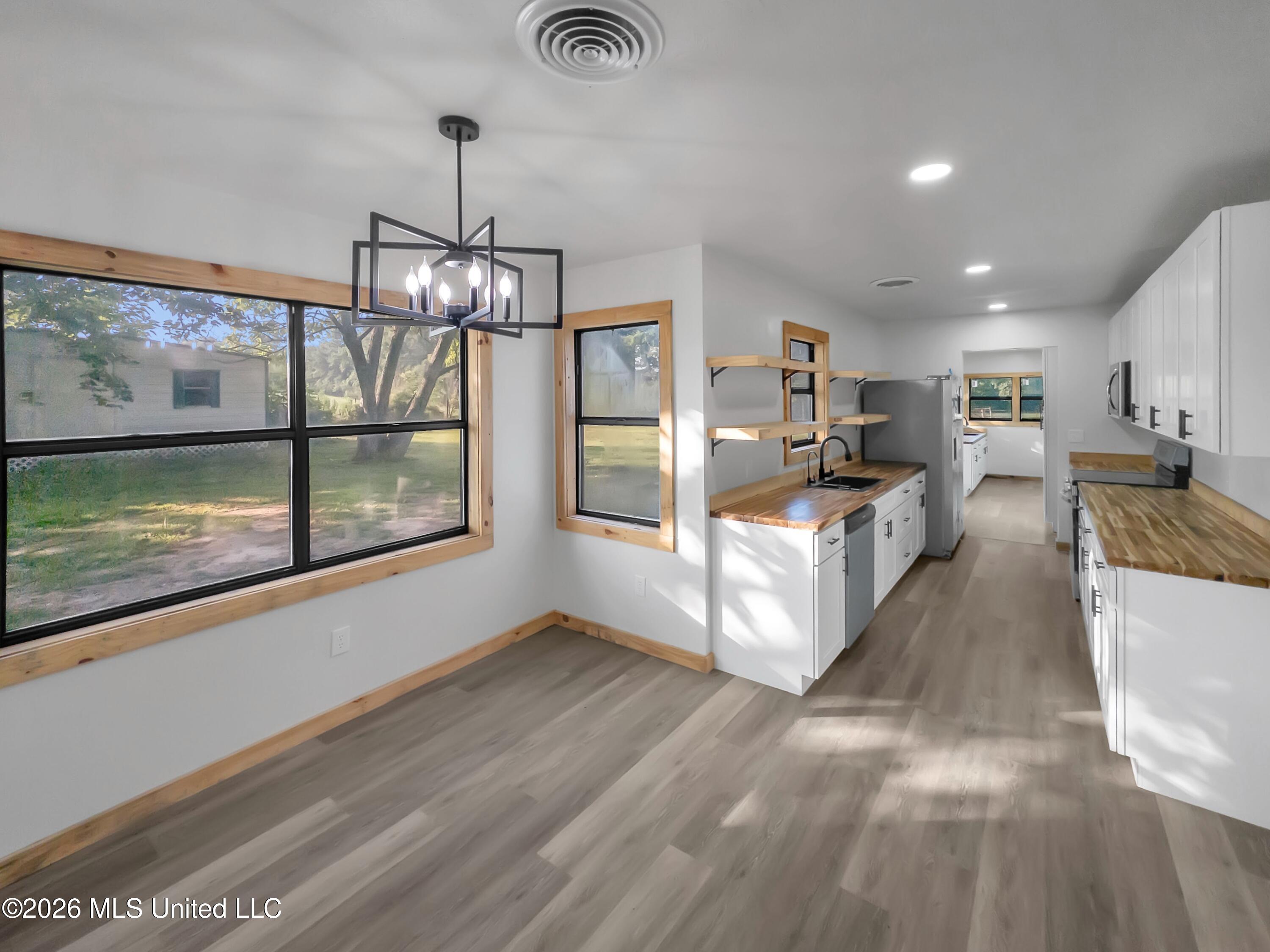 378 Lamkin Road Lawrence, MS 39336 - Photo 3 of 29 pj1629-job-gallery-f9e47f894eae