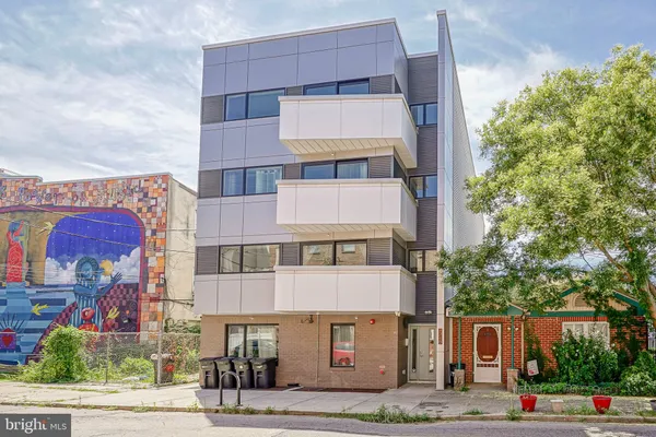 $2,300 | 1710 Cambridge Street, Unit 8, Philadelphia, PA 19130