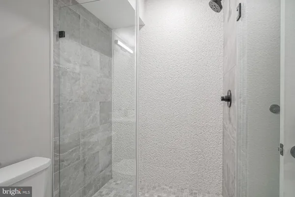 $2,300 | 1710 Cambridge Street, Unit 8, Philadelphia, PA 19130