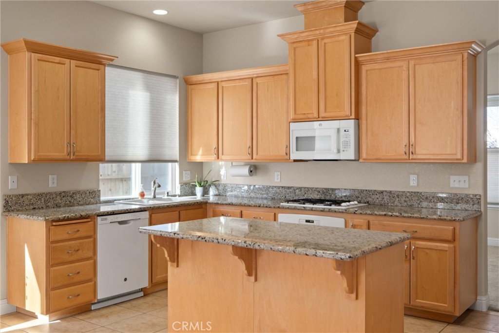 3065 Sweetwater Chico, CA 95973 - Photo 15 of 38 Plenty of cabinet and storage space, plus counter space galore