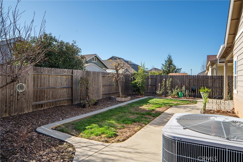 3065 Sweetwater Chico, CA 95973 - Photo 33 of 38 Just enough lawn for pets, kiddos, etc.