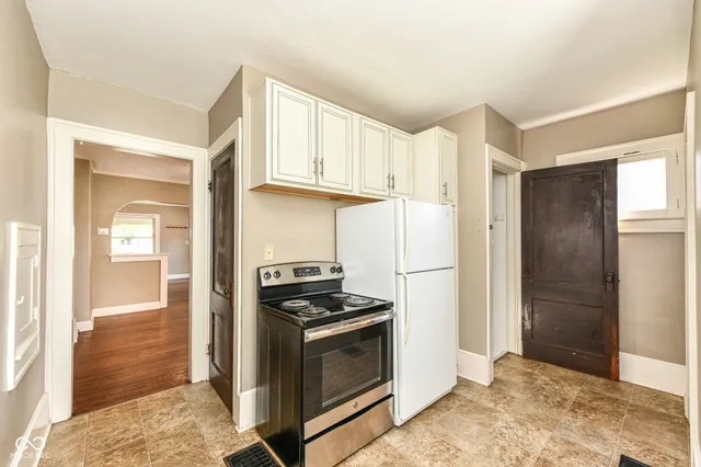 $1,750 | 6038 North College Avenue, Indianapolis, IN 46220