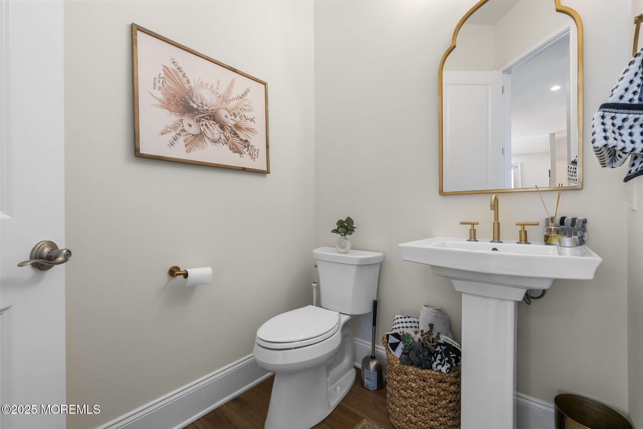 61 Windermere Road Lincroft, NJ 07738 - Photo 5 of 45 32-web-or-mls-DSC01817