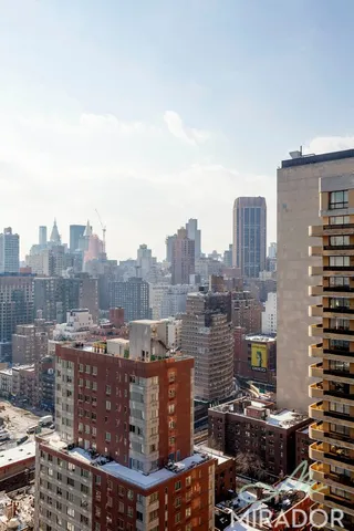 $4,300 | 330 East 39th Street, Unit 28A | Murray Hill