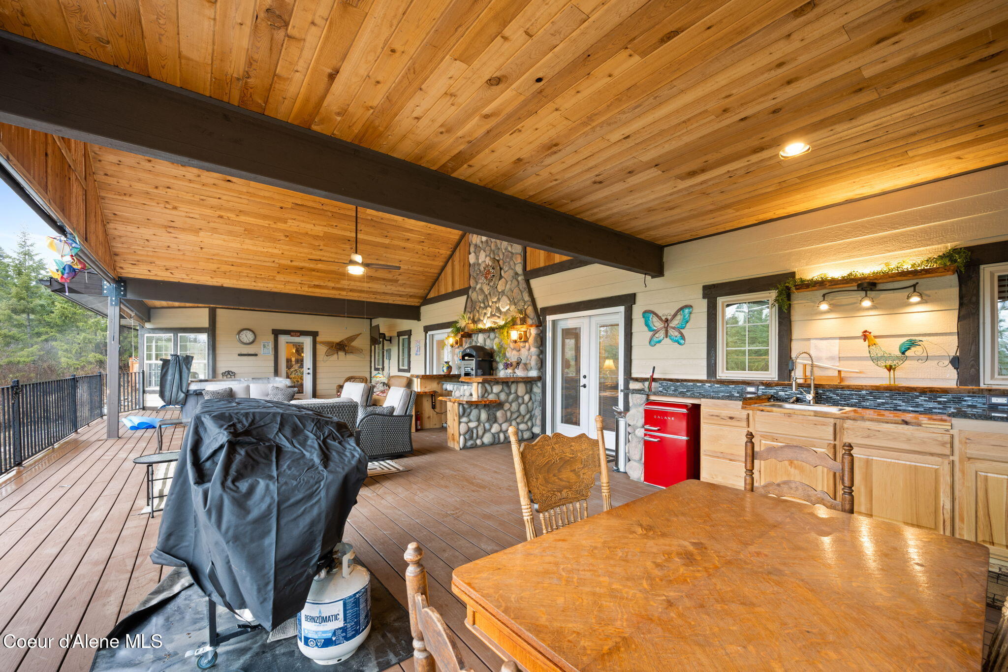 14563 North Saddle Ridge Road Rathdrum, ID 83858 - Photo 27 of 60 COVERED DECK