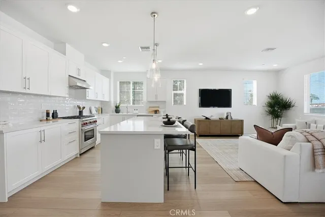 $1,345,000 | 2364 Haley Pt Drive, Unit 103, Ventura, CA 93003