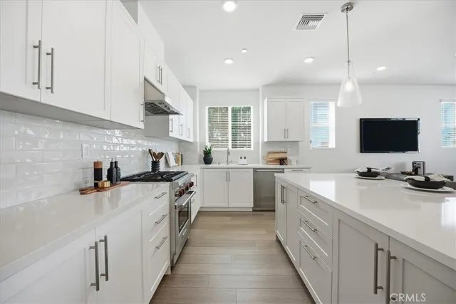 $1,345,000 | 2364 Haley Pt Drive, Unit 103, Ventura, CA 93003