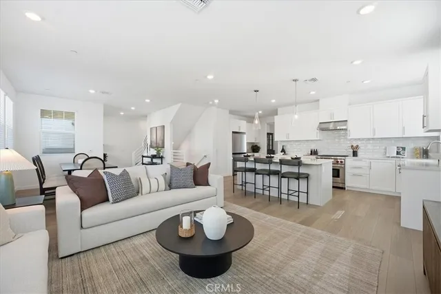 $1,345,000 | 2364 Haley Pt Drive, Unit 103, Ventura, CA 93003