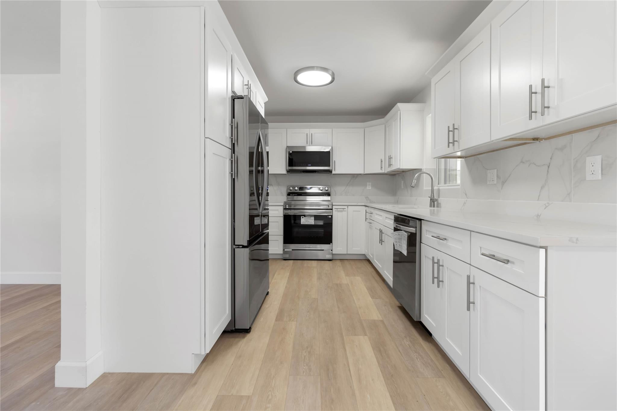 7040 Southwest 16th Street Hollywood, FL 33023 - Photo 4 of 27 Photo 4