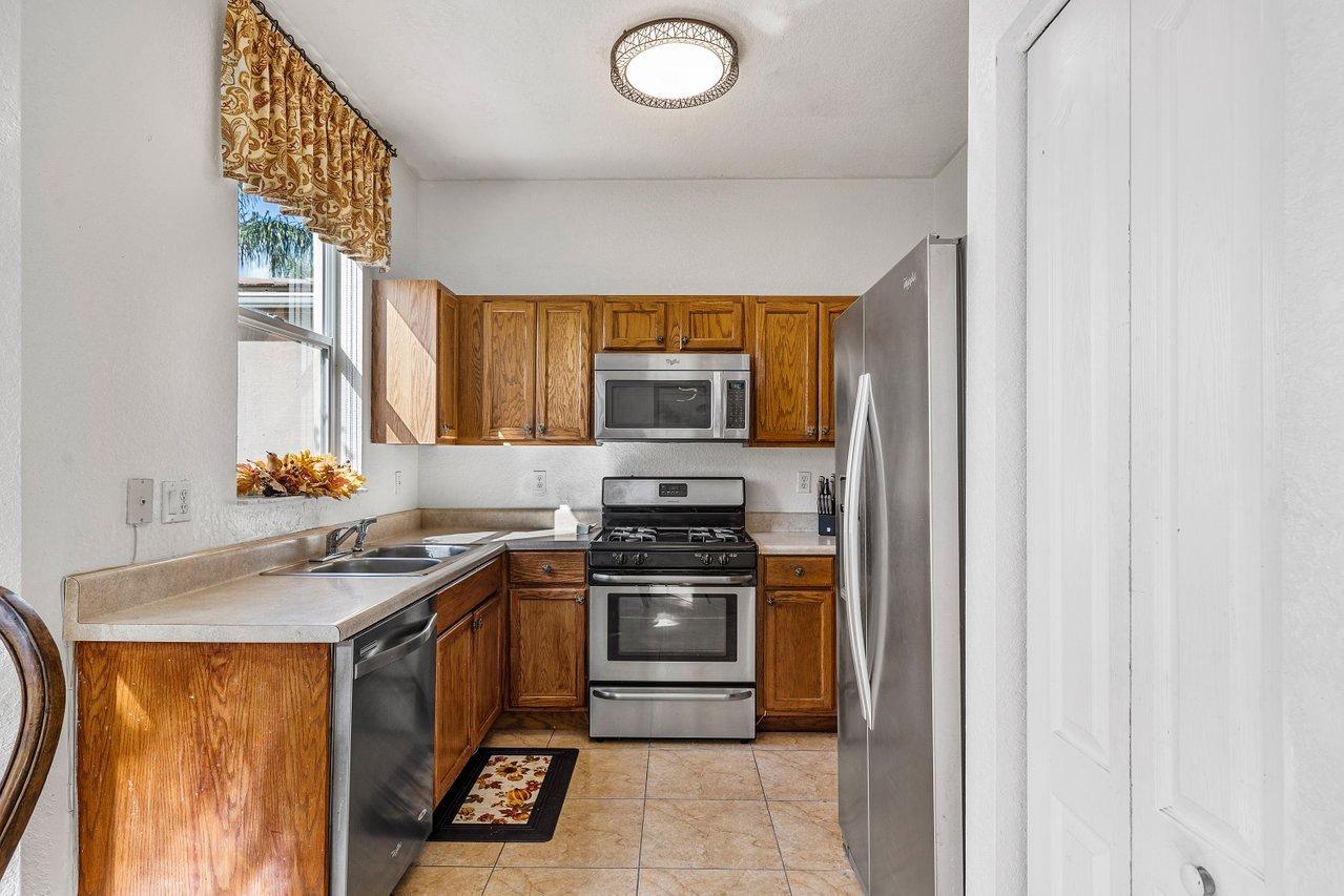 5743 Raceway Road Lake Worth, FL 33449 - Photo 11 of 44 011-5743RacewayRoad-LakeWorth-FL-33449-S