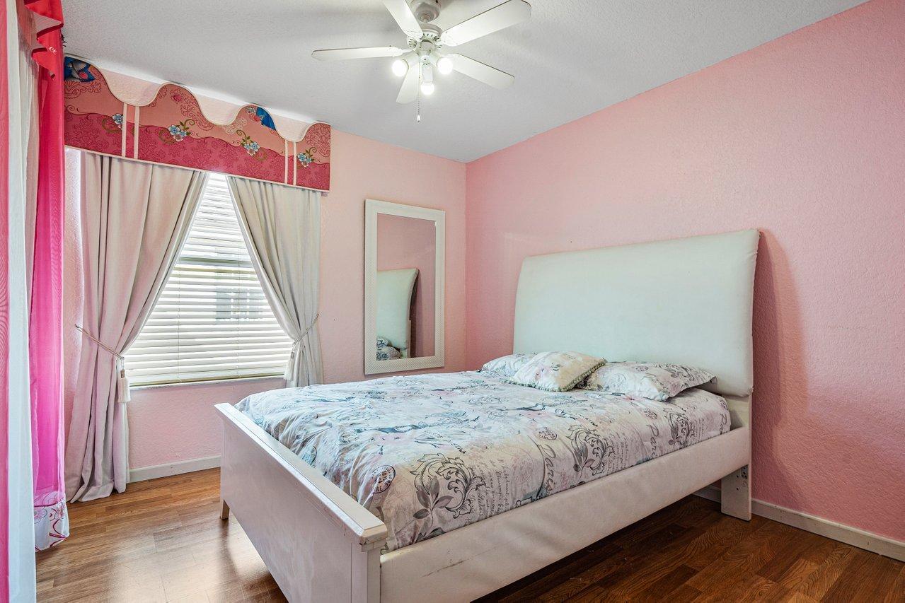 5743 Raceway Road Lake Worth, FL 33449 - Photo 15 of 44 015-5743RacewayRoad-LakeWorth-FL-33449-S