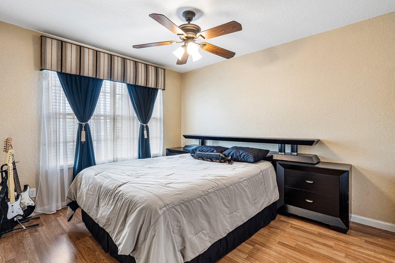 5743 Raceway Road Lake Worth, FL 33449 - Photo 18 of 44 018-5743RacewayRoad-LakeWorth-FL-33449-S