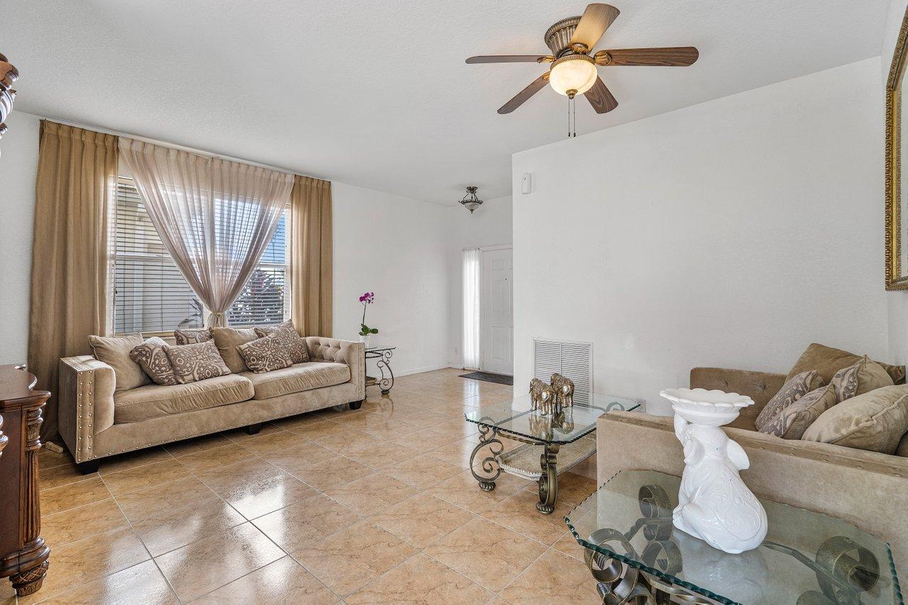 5743 Raceway Road Lake Worth, FL 33449 - Photo 7 of 44 007-5743RacewayRoad-LakeWorth-FL-33449-S