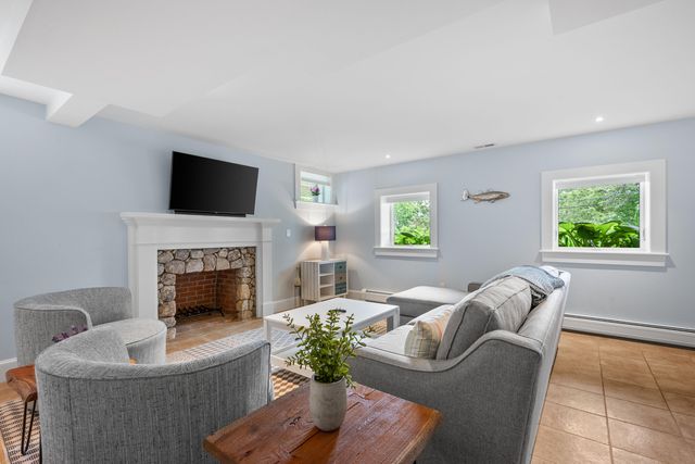 $3,200,000 | 93 Bucks Creek Road, Chatham, MA 02633