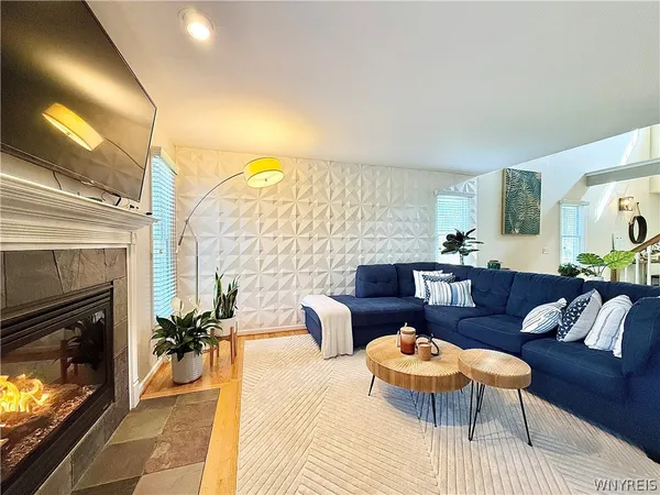 $387,000 | 132 Berwick Lane, Amherst, NY 14051