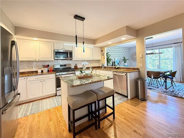 $387,000 | 132 Berwick Lane, Amherst, NY 14051