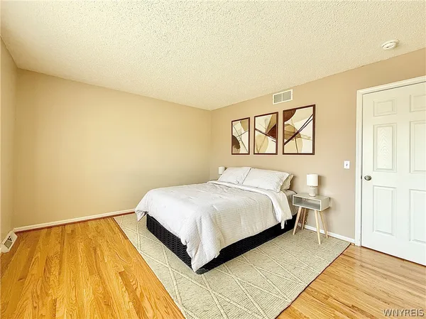 $387,000 | 132 Berwick Lane, Amherst, NY 14051