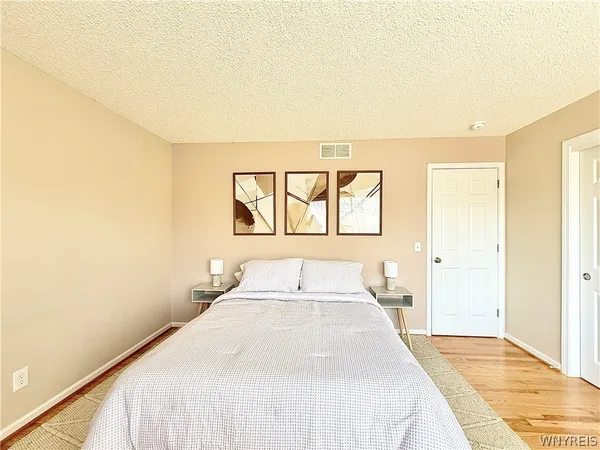 $387,000 | 132 Berwick Lane, Amherst, NY 14051