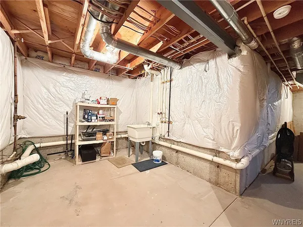 $387,000 | 132 Berwick Lane, Amherst, NY 14051