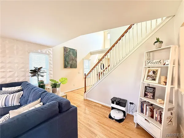 $387,000 | 132 Berwick Lane, Amherst, NY 14051