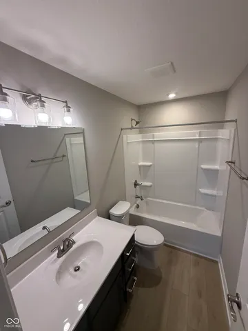 $2,950 | 14910 Garden Mist Place, Fishers, IN 46040