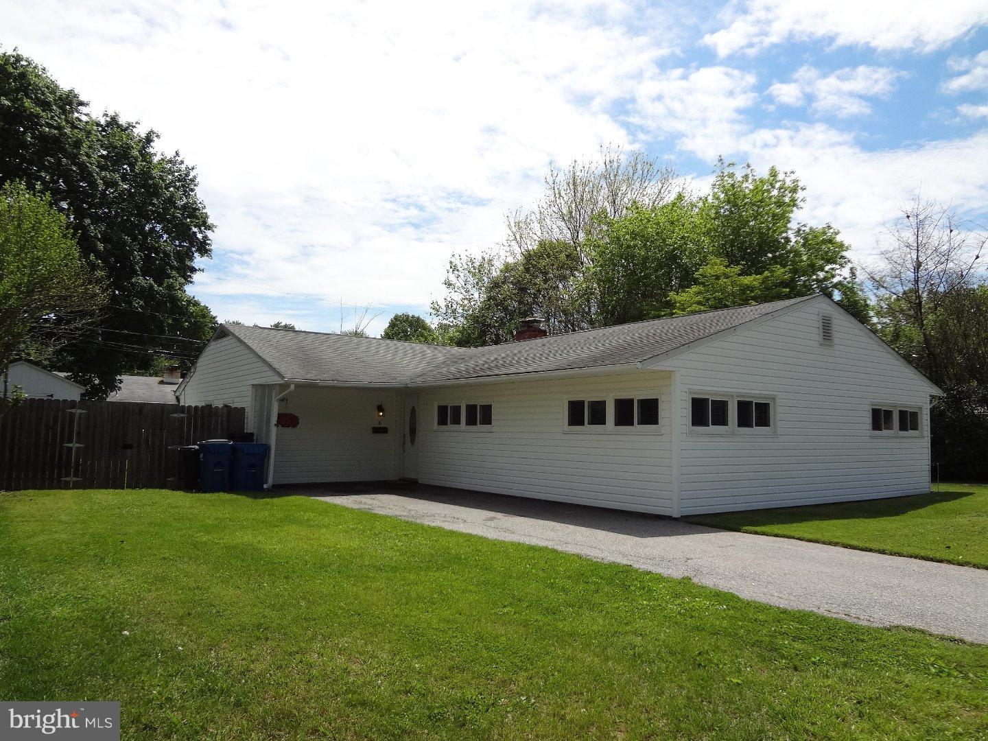 6 North Kingston Road Newark, DE 19713 - Photo 1 of 25 Exterior Front