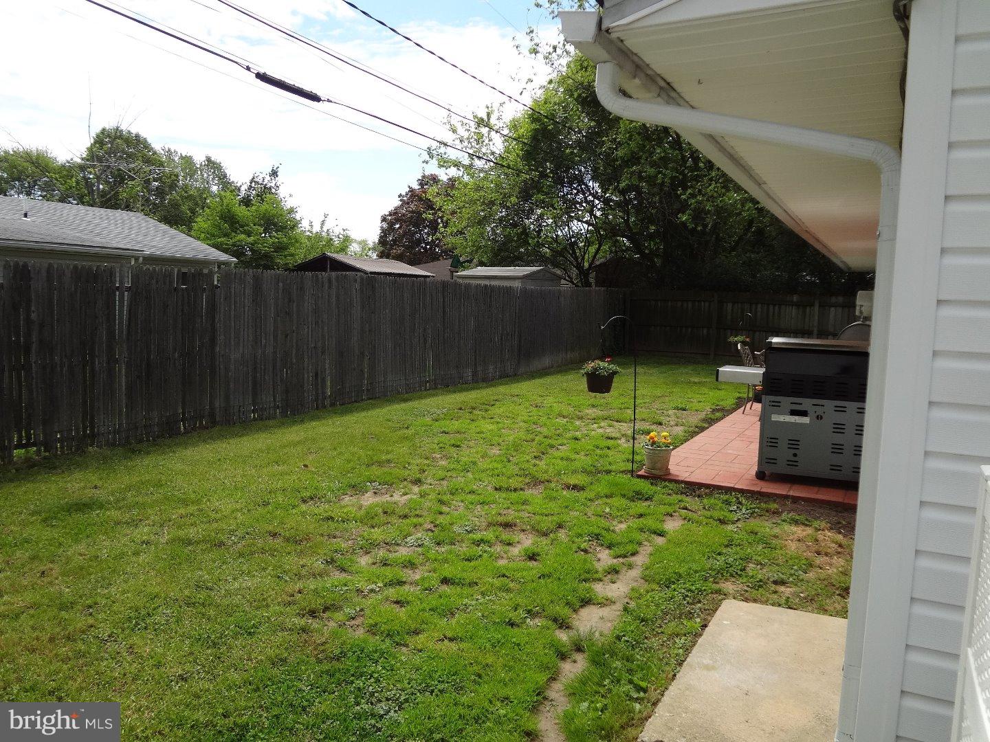 6 North Kingston Road Newark, DE 19713 - Photo 22 of 25 Back Yard