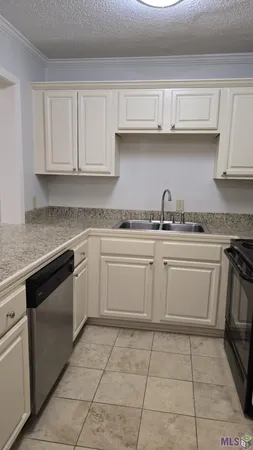 $950 | 4735 Government Street, Unit 104, Baton Rouge, LA 70806