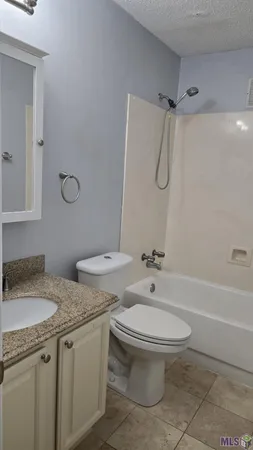 $950 | 4735 Government Street, Unit 104, Baton Rouge, LA 70806