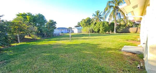 $1,750 | 323 Seminole Court, Pahokee, FL 33476